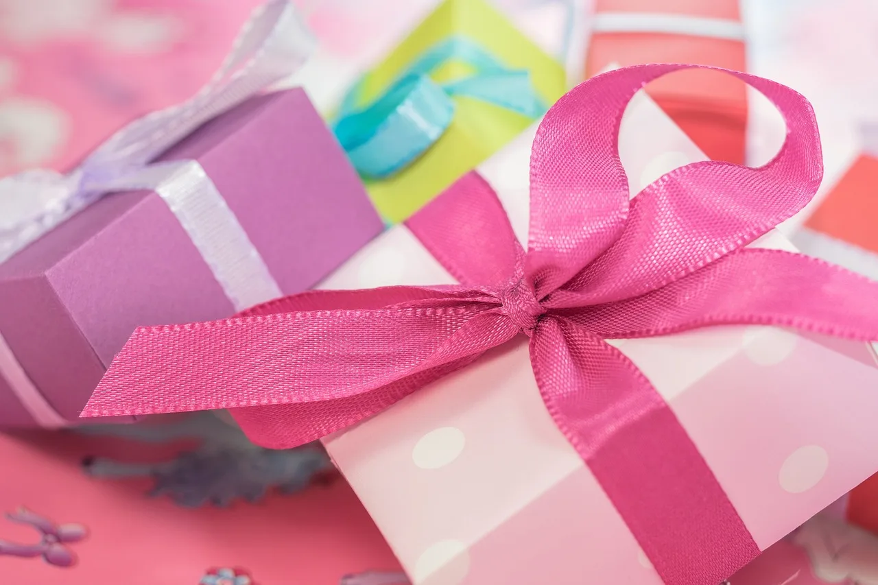 image showing a gift box, it may have a diary inside!