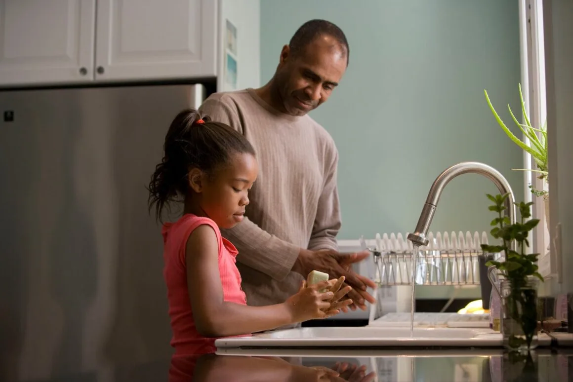 husband helping his family