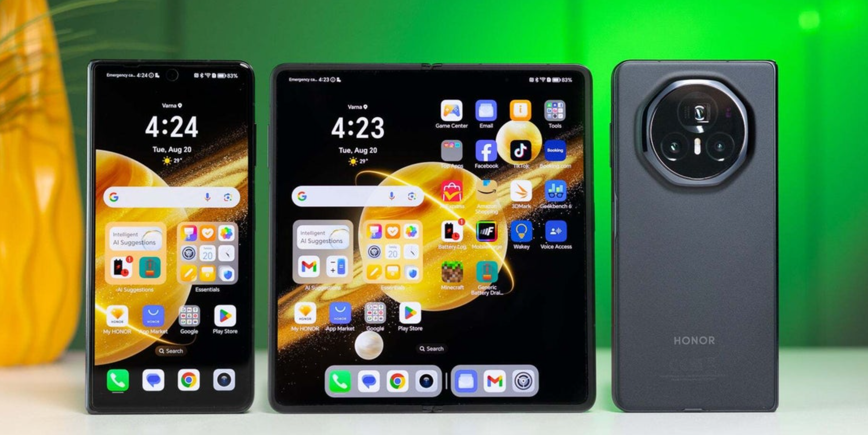 honor magic v4 foldable phone